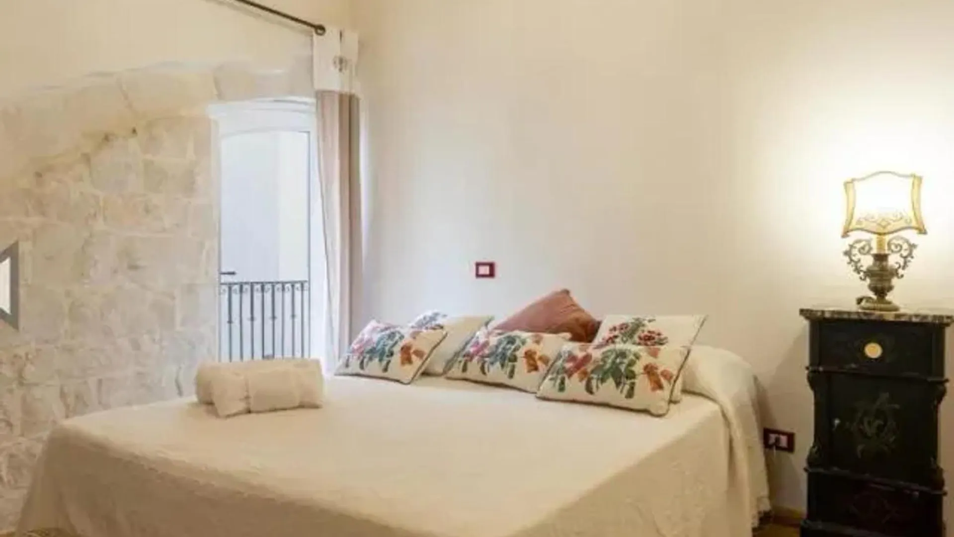 Charming Villa In Pozzallo With Private Pool Italy
